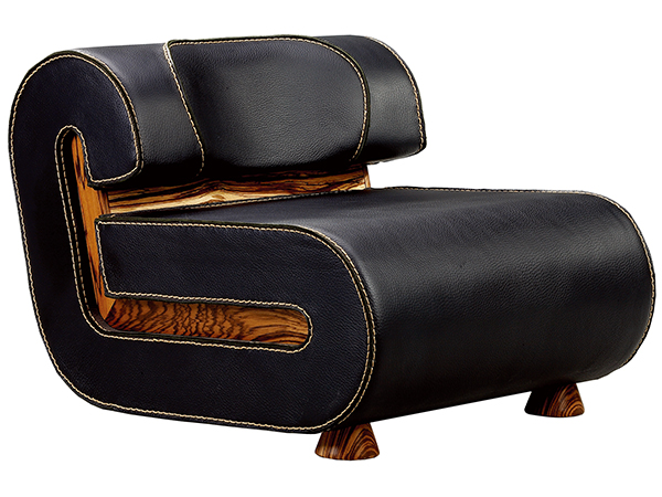 烏金木_厚牛皮黑色花卷沙發（一人）<br>尺寸：500 x 930 x 690 mm <br>AF-S-023