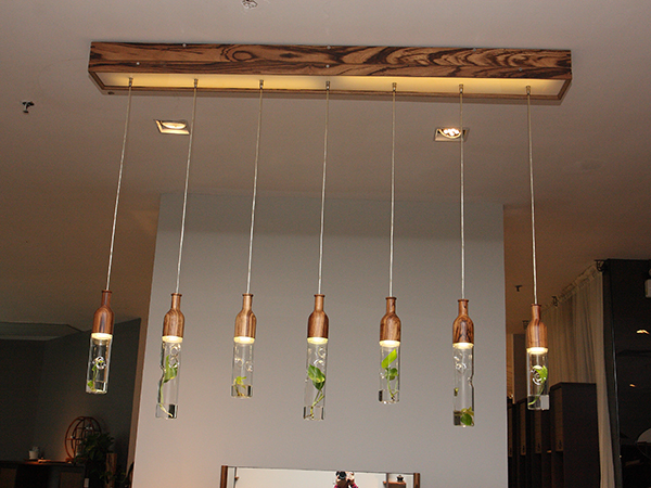 烏金木_LED燈泡_玻璃_@烏金木酒瓶吊燈5個燈頭<br>尺寸：1280*170*1370 <br>AF-L-011 a