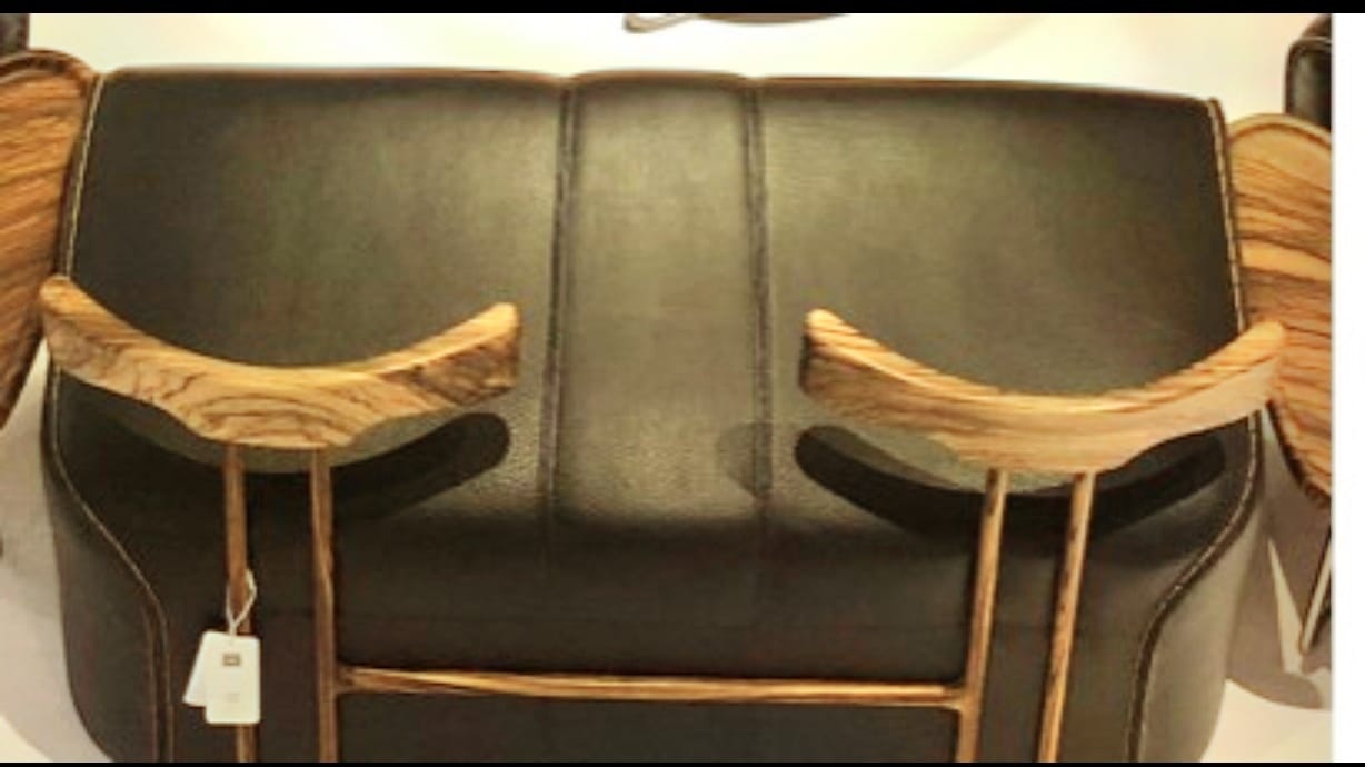 烏金木黑皮椅 二人@双 座<br>尺寸：1200 x 610 x 640 mm<br>AF-S-001