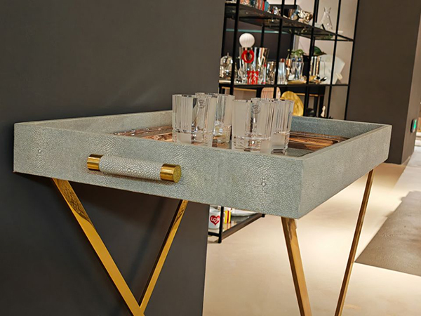 意大利托盆架 <br>58 x 37 x 7h cm   <br> 45 x 67 x 79h cm <br> SOT 006