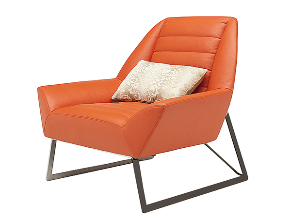 不銹鋼腳+真皮<br>L790*W900*H870<br>L-SC 044