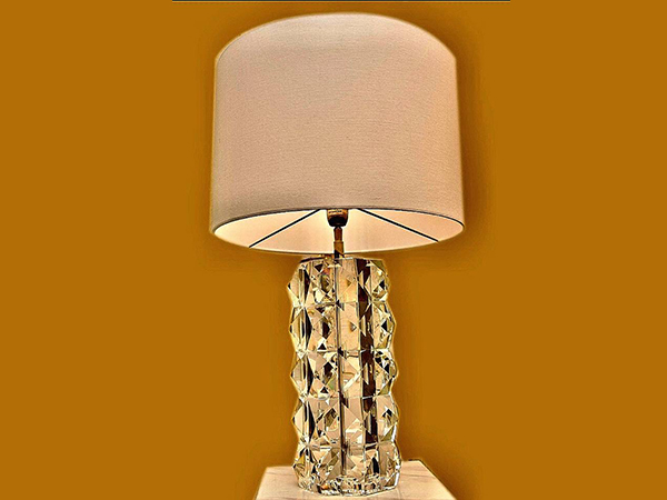 布藝 + 雕刻面水晶 + 金屬<BR>440 x H720 <BR>CM - L - 021	